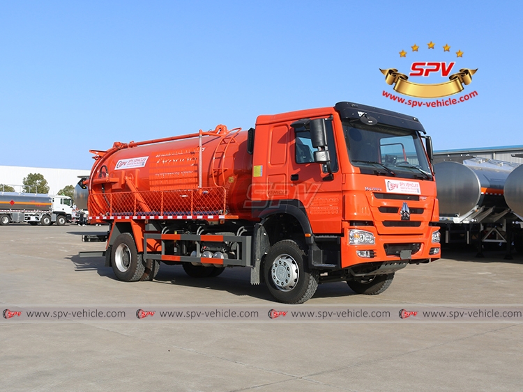 SPV-Vehicle - 12,000 Litres Sewage Vacuum Truck SINOTRUK HOWO- Right Front Side View